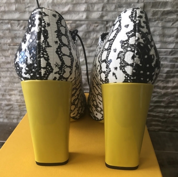 FENDI Bootie/Heels - Picture 6 of 7